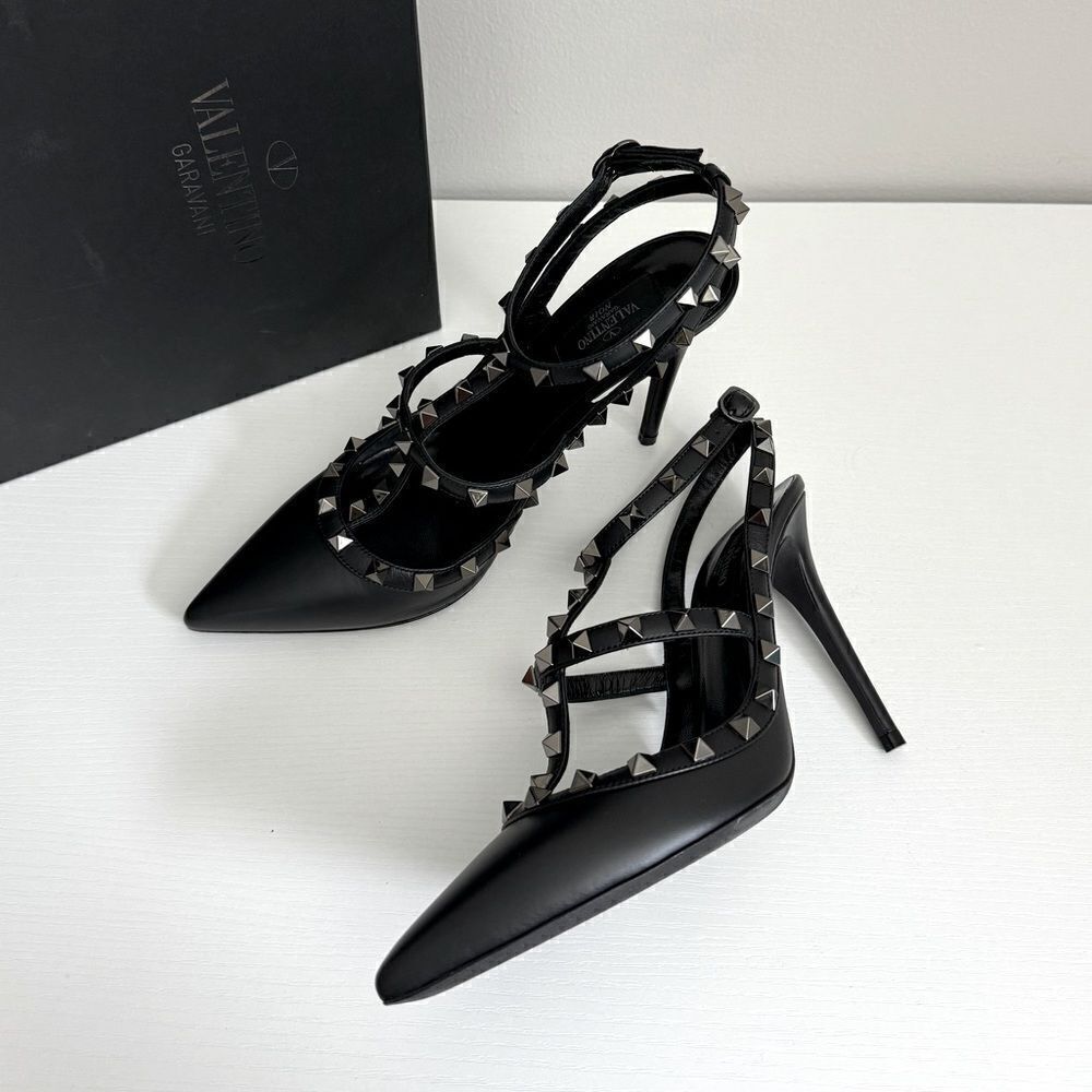 ⭕️ VALENTINO Sandals Heels Black Leather Rockstud Ankle Strap 39
